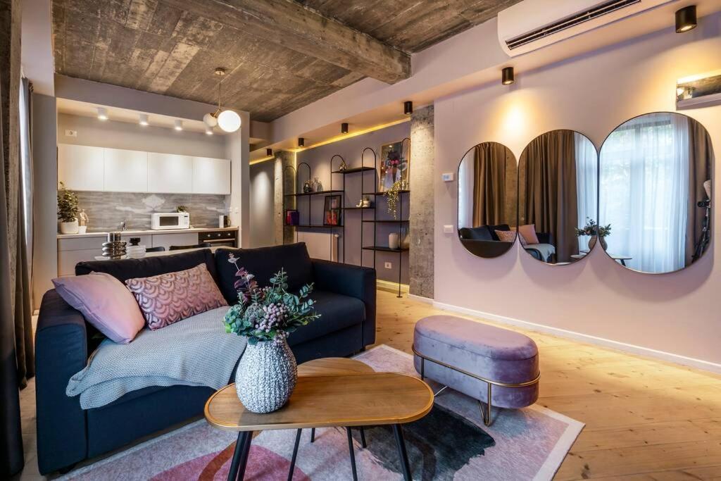 Marvellous Design 2Br Old Town Apartment Bucharest Exterior photo