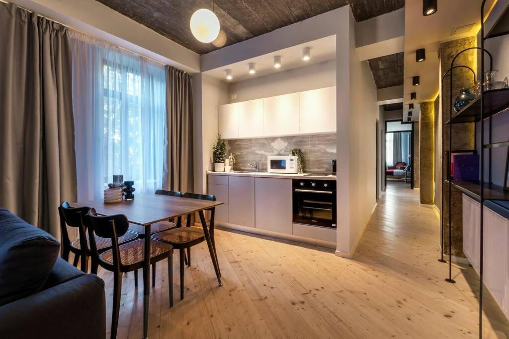 Marvellous Design 2Br Old Town Apartment Bucharest Exterior photo
