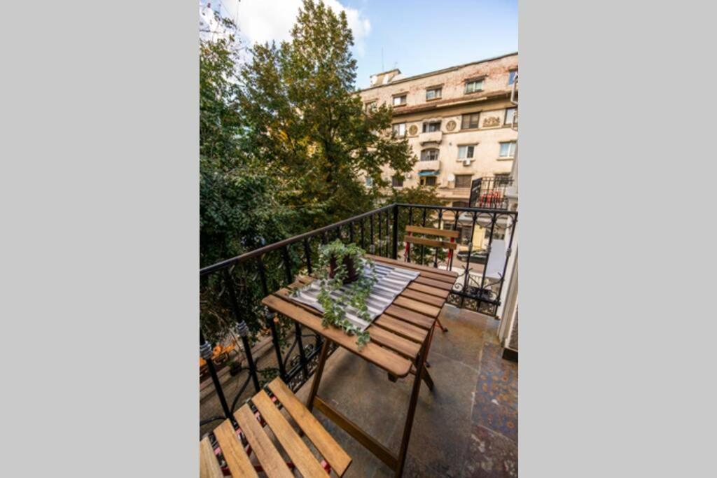 Marvellous Design 2Br Old Town Apartment Bucharest Exterior photo