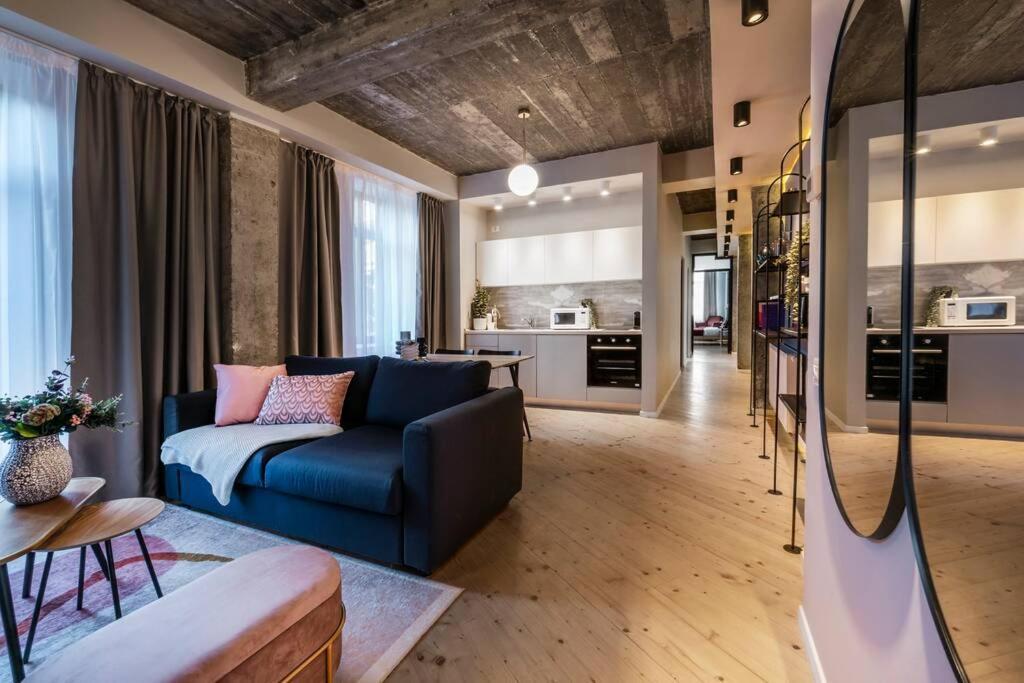 Marvellous Design 2Br Old Town Apartment Bucharest Exterior photo